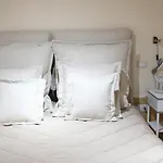 Nicole House 3*
