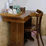 Nicole House לינה וארוחת בוקר בארי