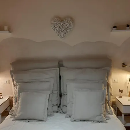 Nicole House 3*